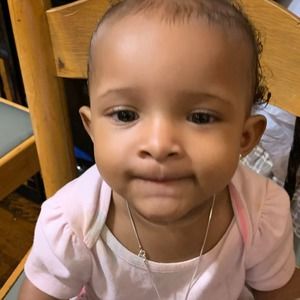 Meet your Posher, Dania